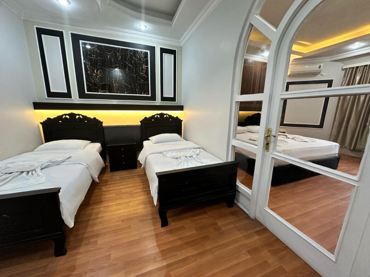 My Metropol Hotel Batumi Luaran gambar