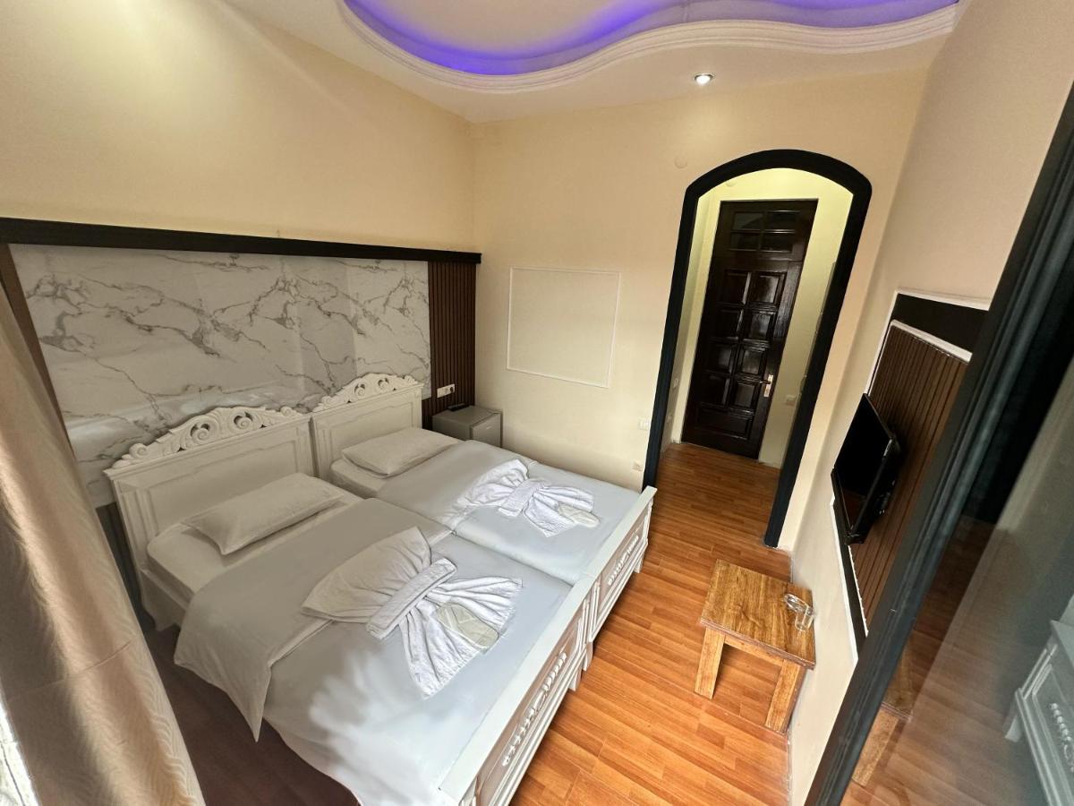My Metropol Hotel Batumi Luaran gambar