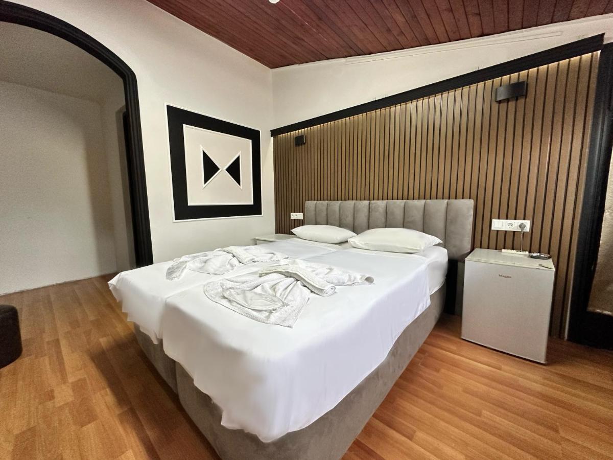 My Metropol Hotel Batumi Luaran gambar